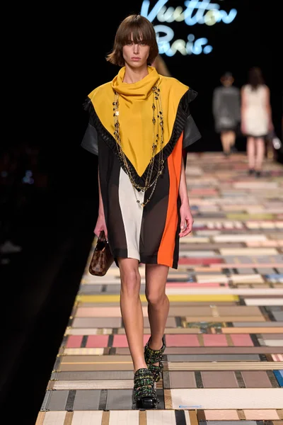 Look 36